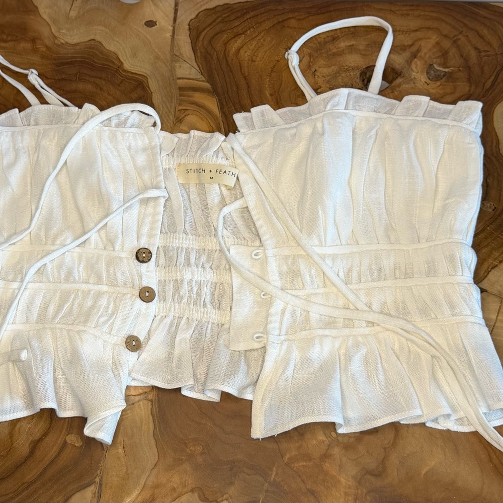 Beachy Linen blend creamy white halter style bodycon summer crop top - Picture 2 of 11